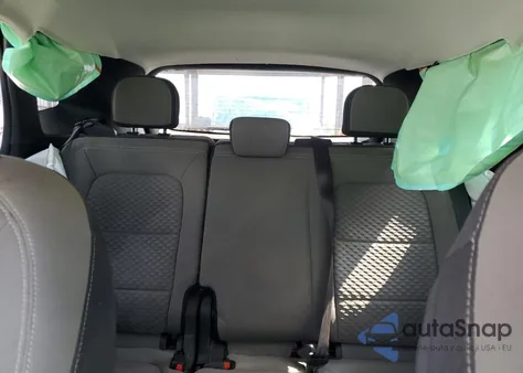 2022 Ford Escape Se z USA, uszkodzony, nr VIN 1FMCU9G65NUA64661